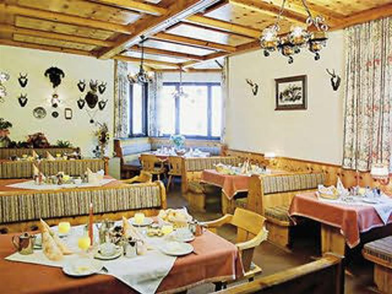 Hotel Restaurant Platzwirt Rauris Exterior photo